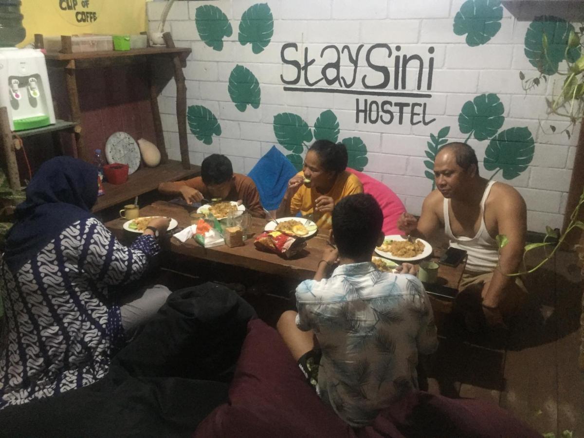 Owl Hostel كاريمونجاوا المظهر الخارجي الصورة
